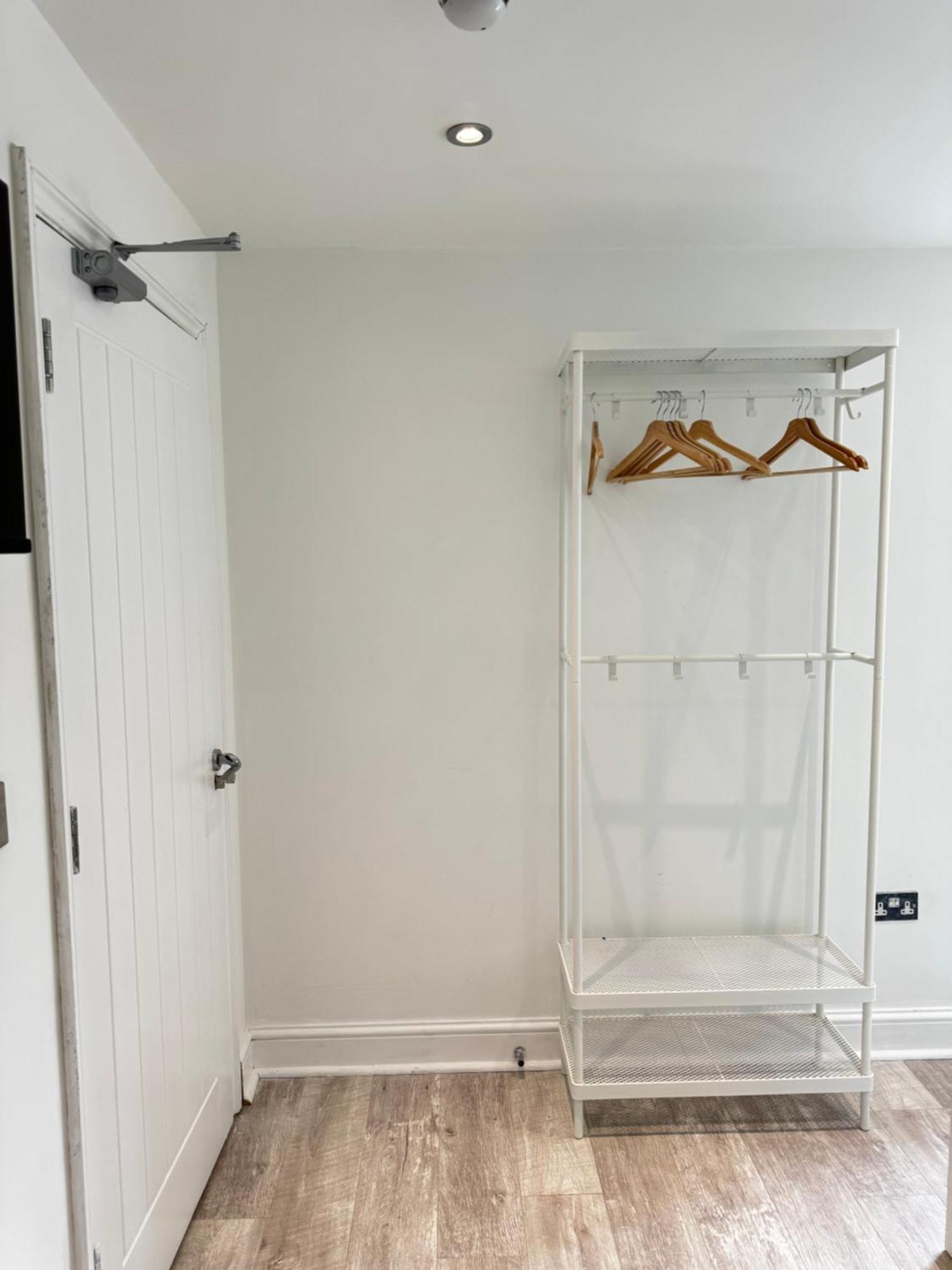 En-Suite Bedroom For Up To 4! Sofa Bed - Near Stratford London Bagian luar foto